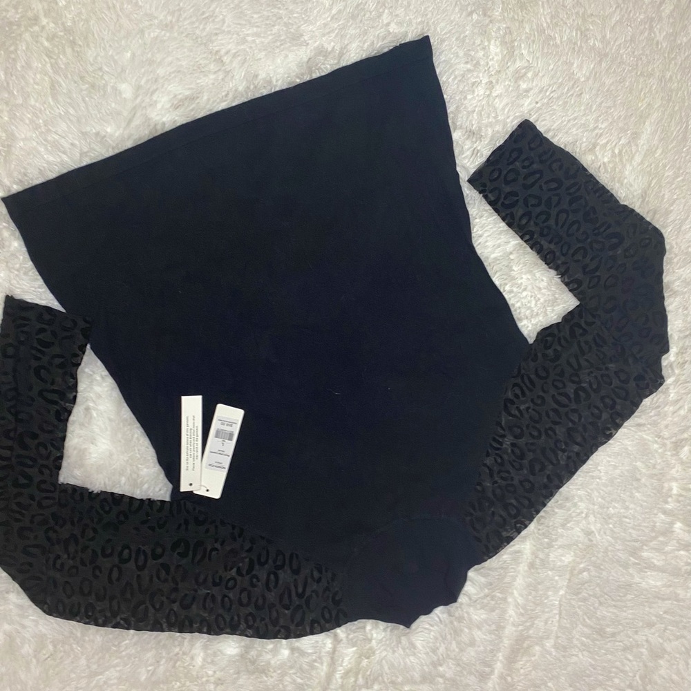NWT Andrea Jovine Black sweater with leopard print sheer sleeves.